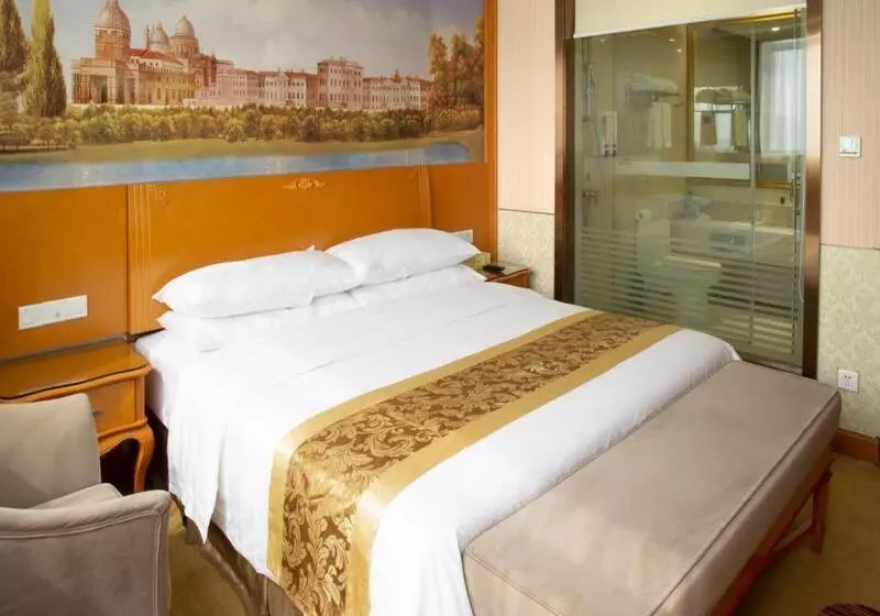 Vienna Hotel Shanghai Yangpu Wujiaochang
