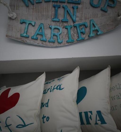 Wake Up In Tarifa Hostel & Restaurant Lounge