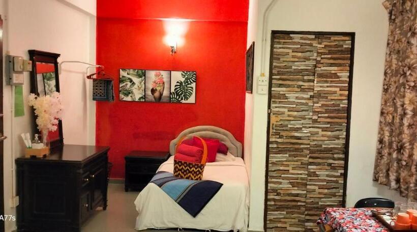 Hospedaria Forest Paradise Inn Teluk Bahang Private Malay Traditional House Concept