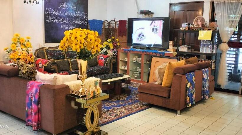 Hospedaria Forest Paradise Inn Teluk Bahang Private Malay Traditional House Concept