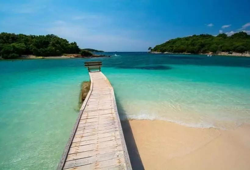 ベッドアンドブレックファースト Albania Dream Holidays Apartment Ksamil