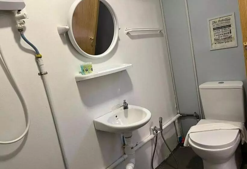 ホテル 1108 Carebin Slim River