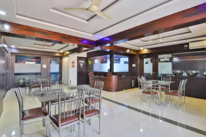 ホテル Anand Inn