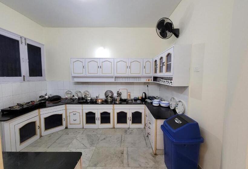 Pensão Regalia Home Sapphire Stay