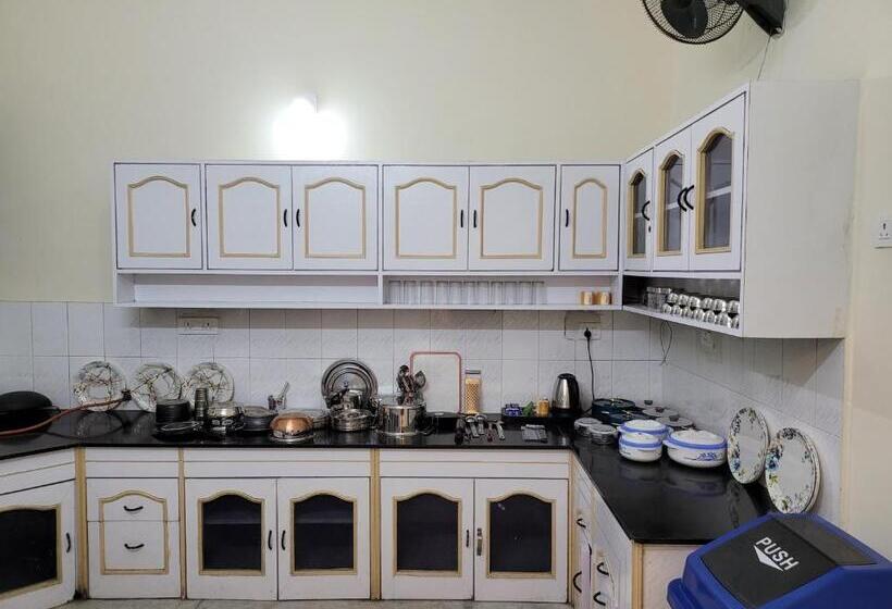 Pensão Regalia Home Sapphire Stay