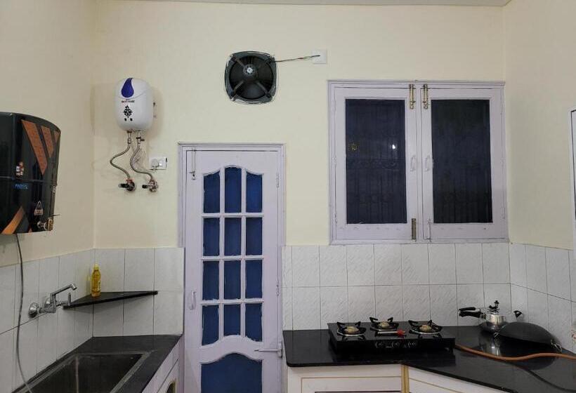 Pensão Regalia Home Sapphire Stay