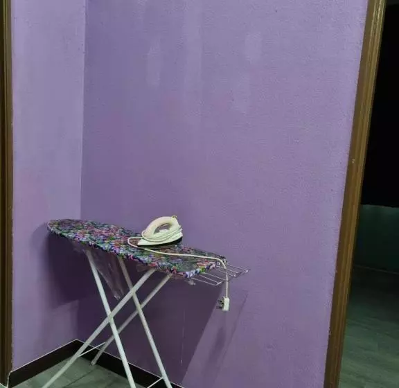 Majatalo E.r. Budget Inn