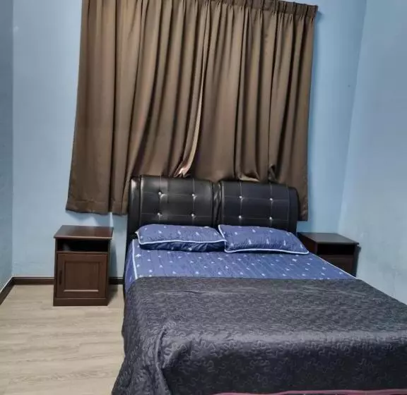 Majatalo E.r. Budget Inn