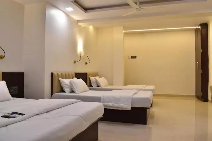 Hotelli Elegance Inn