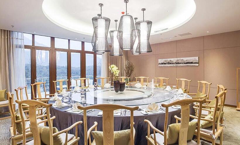 فندق Jiuhua Mountain Demaotang