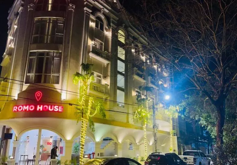 هتل Khách Sạn Romo