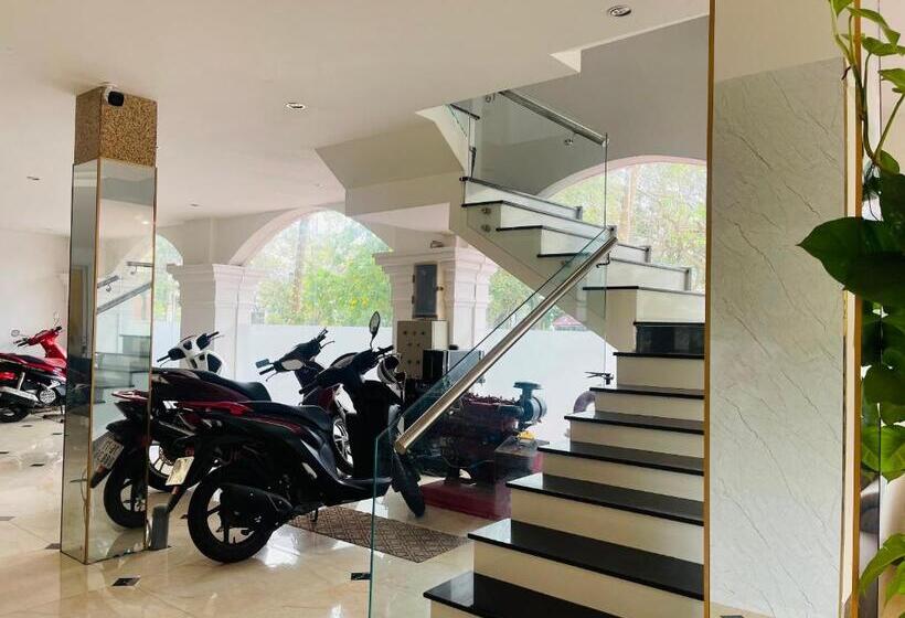 هتل Khách Sạn Romo