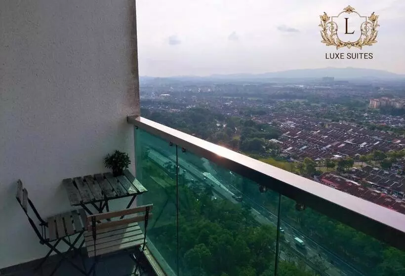 Hotelli Luxe Suites At Skyloft