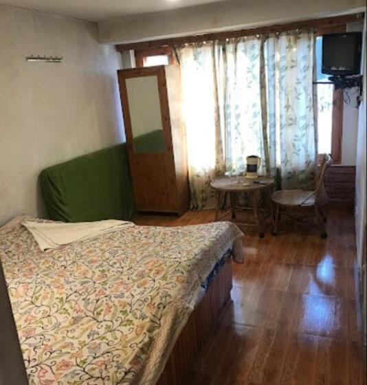 Hotelli The Holy Land