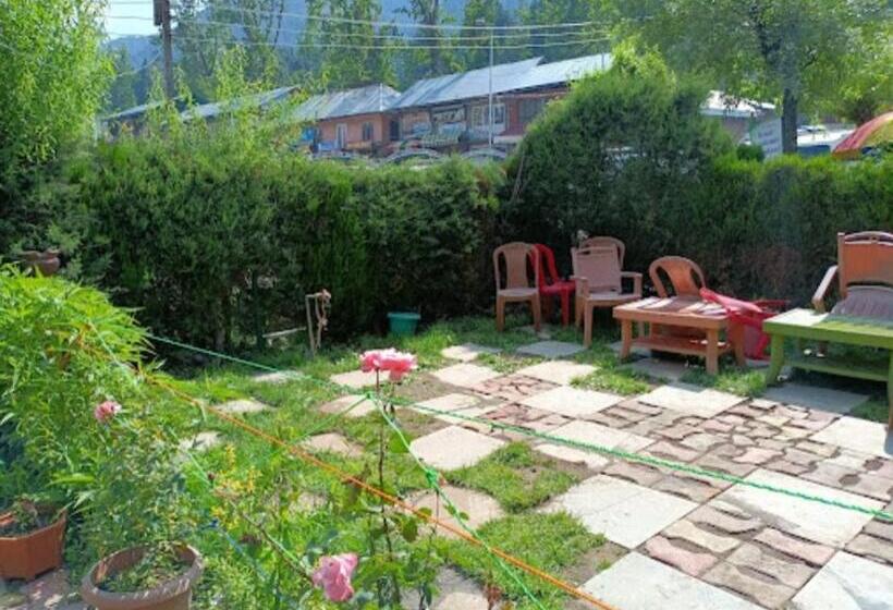 Hotelli The Holy Land