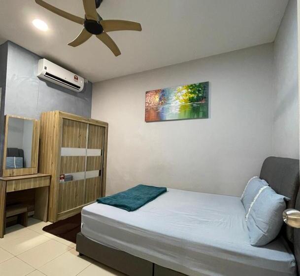 Pensão Dz Guest House