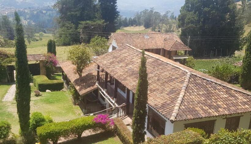 פנסיון Hostal Finca Huatabampo