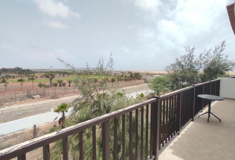 استراحتگاه Melia Dunas Ilha Do Sal Apartamentos