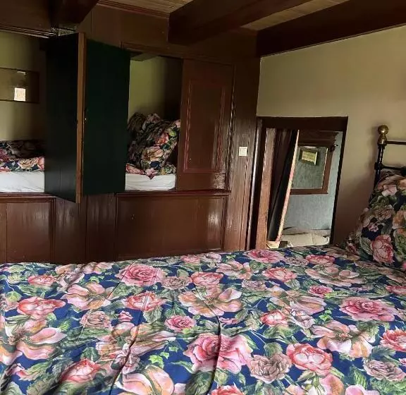 ベッドアンドブレックファースト De Middelste Dam