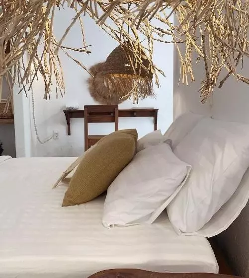 تختخواب و صبحانه Lo Villa Phu Yen