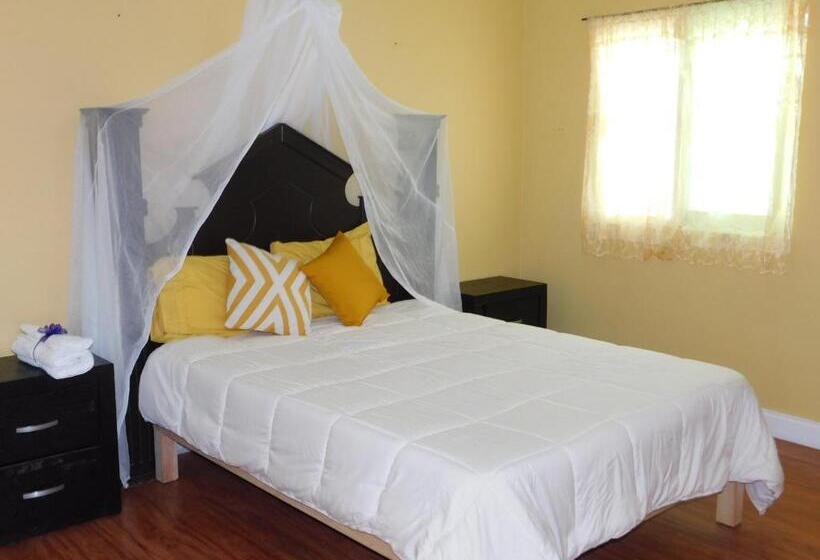 Bed and Breakfast Sojourner’s Vista Del Lago