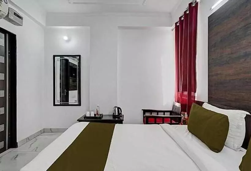 Fabhotel Collection Hotel Sky Heights