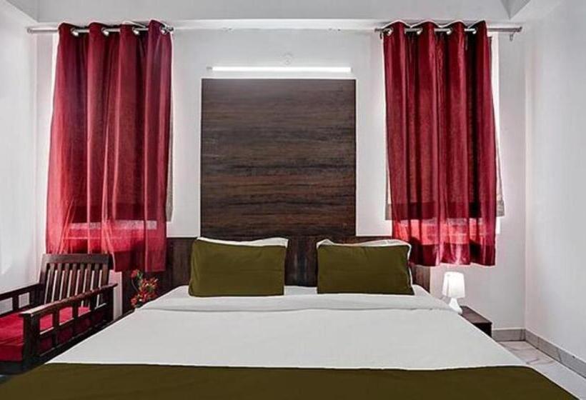 Fabhotel Collection Hotel Sky Heights