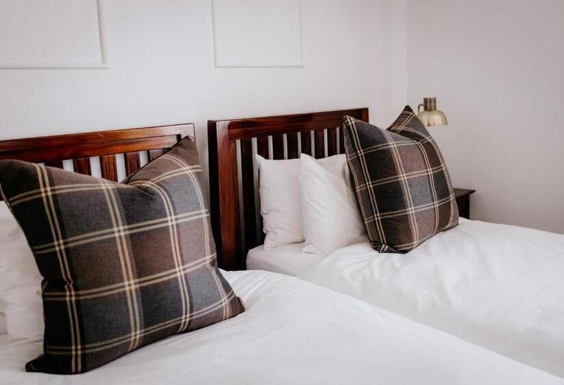 Fritz Manor Bed And Breakfast