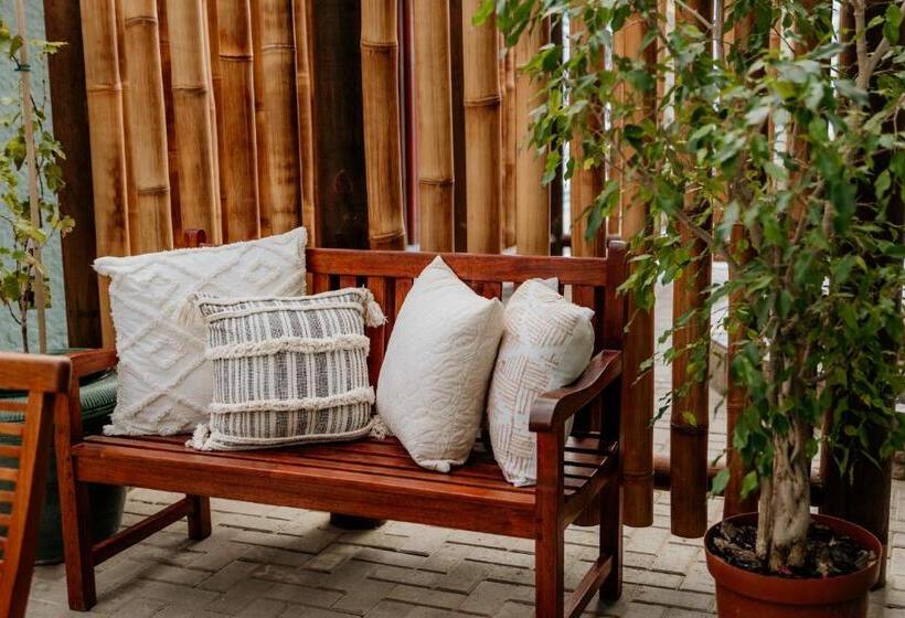 Fritz Manor Bed And Breakfast