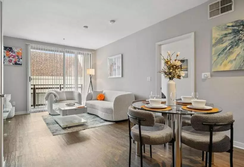 Heart Of Santa Monica , Orange Pearl Condo