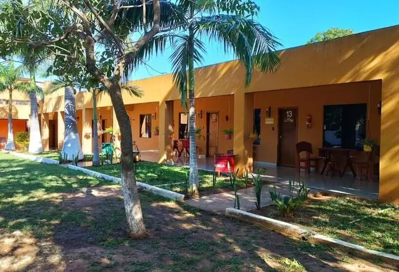 هتل Altamirano