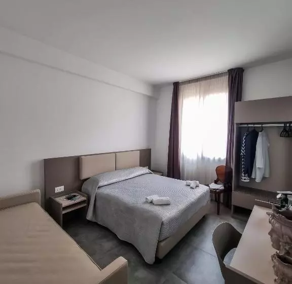 ホテル La Regina D Alabastro