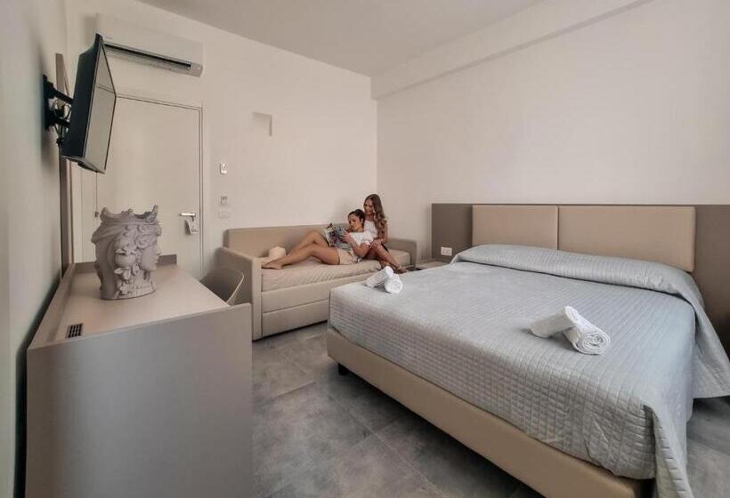 Отель La Regina D Alabastro