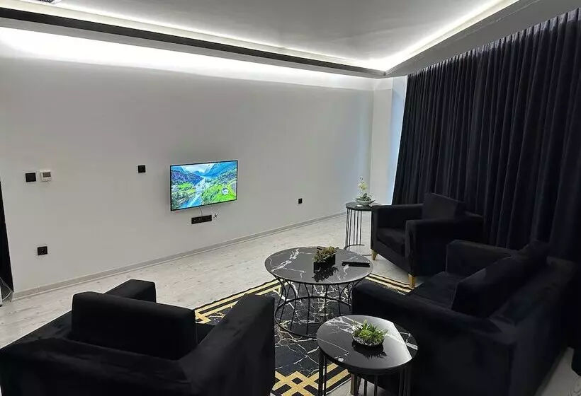 Kt Home Hotel & Apartments