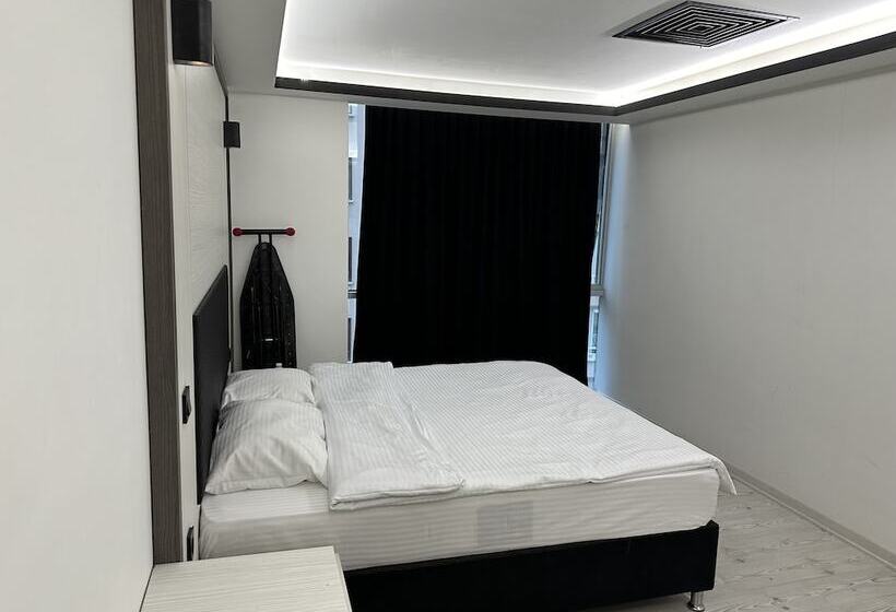 Kt Home Hotel & Apartments