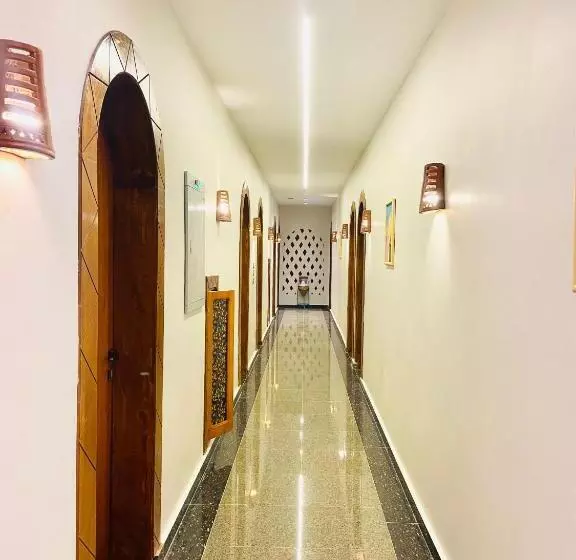 New Abusimble 2 Hotel & Restaurant