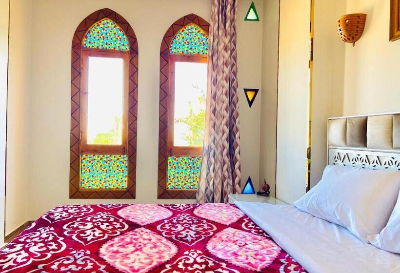 New Abusimble 2 Hotel & Restaurant