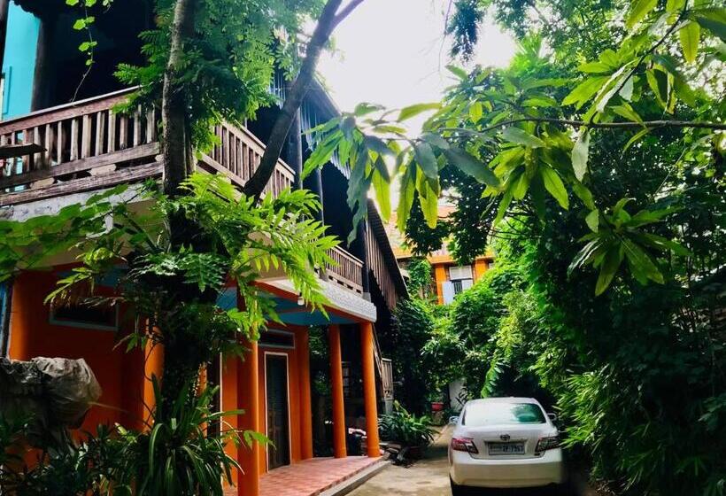 پانسیون Brightness Villa, Private Home Stay