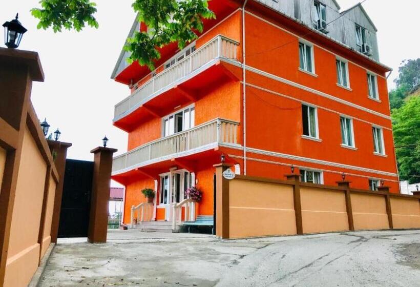 膳宿费 Guesthouse In Kvariati