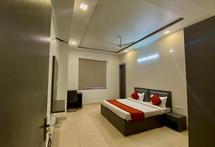 Pensão Hello Namaste India Elite