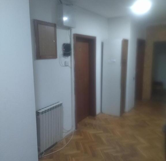 پانسیون Marić