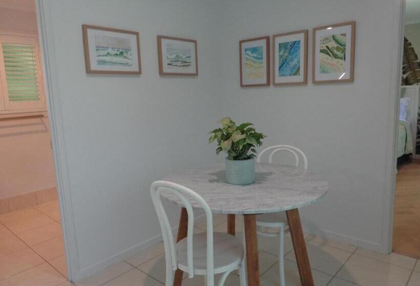 Пансион Noosa Buoys