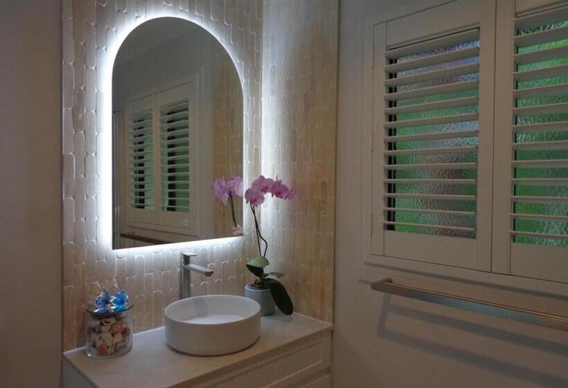 Пансион Noosa Buoys