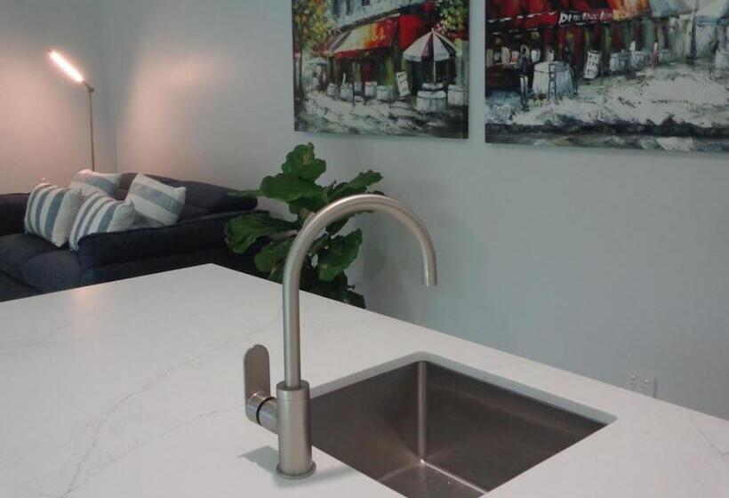 Пансион Noosa Buoys