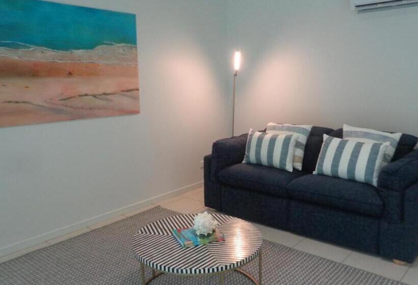 Пансион Noosa Buoys