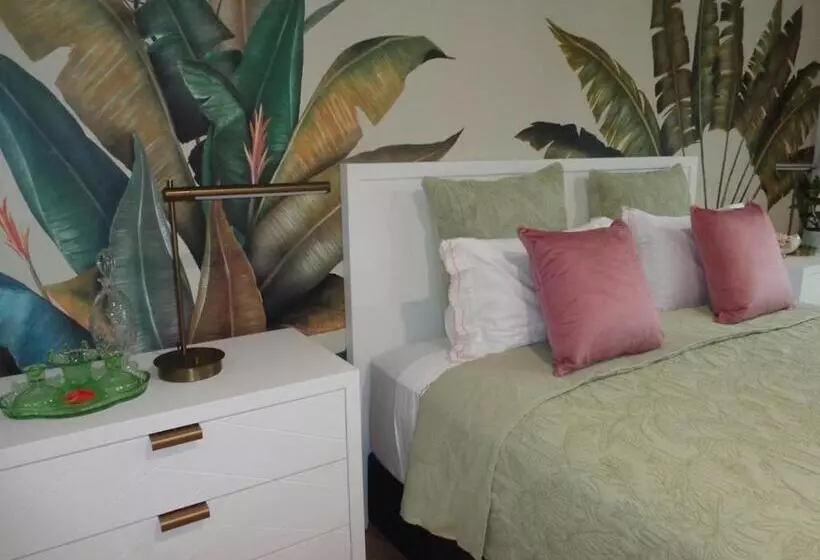 Majatalo Noosa Buoys