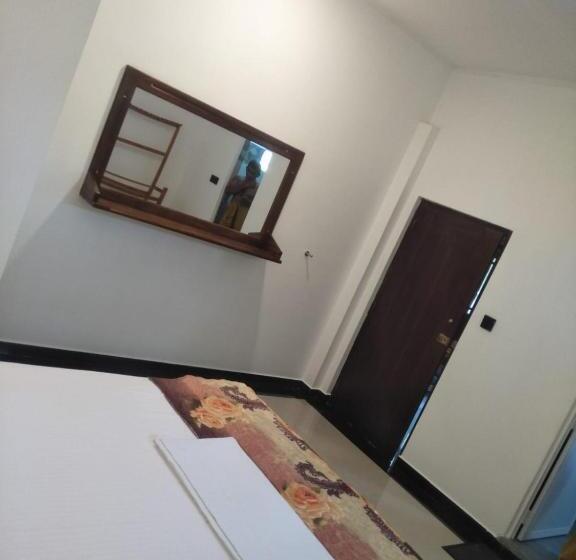 بنسيون Olive Cottage