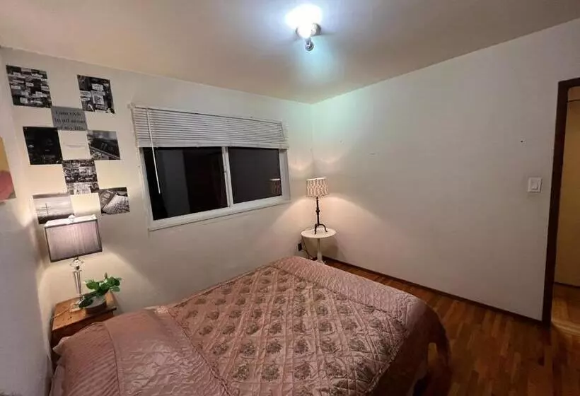 ペンション Private Queen Bed In Delta/surrey With Garden View