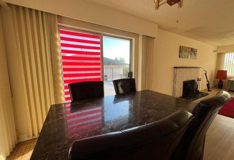 Pensionat Private Queen Bed In Delta/surrey With Garden View