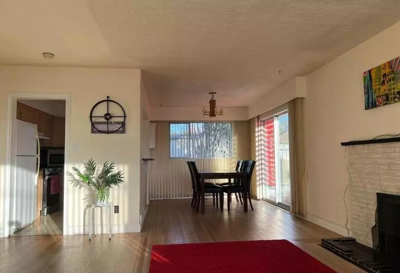 ペンション Private Queen Bed In Delta/surrey With Garden View
